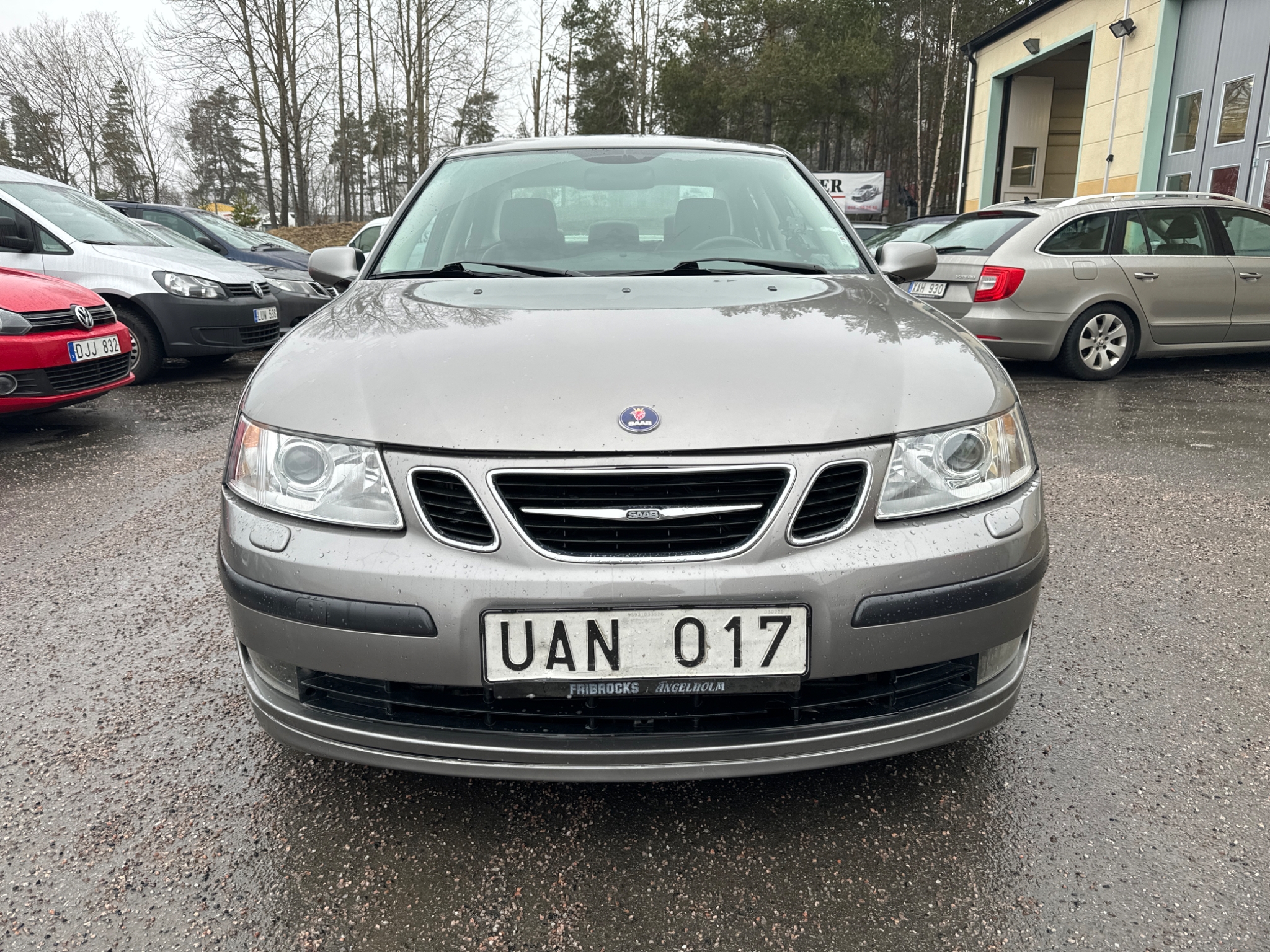 Saab 9-3 SportSedan 2.0 T Vector Automat 2003, bild 3/43