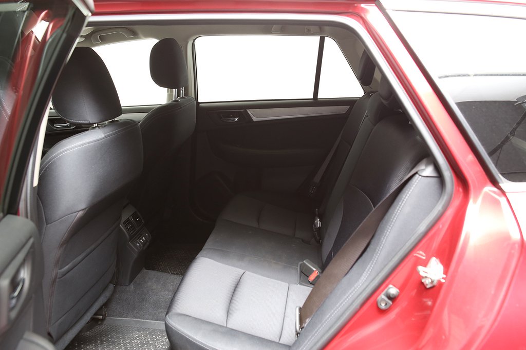 Subaru Outback 2,5i 175hk Active AWD Aut Dragkrok 2020