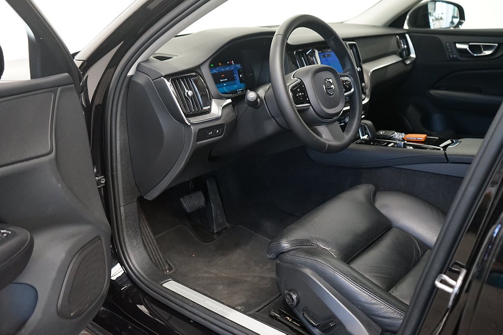 Volvo S60 Recharge T8 AWD Plus Dark 456hk