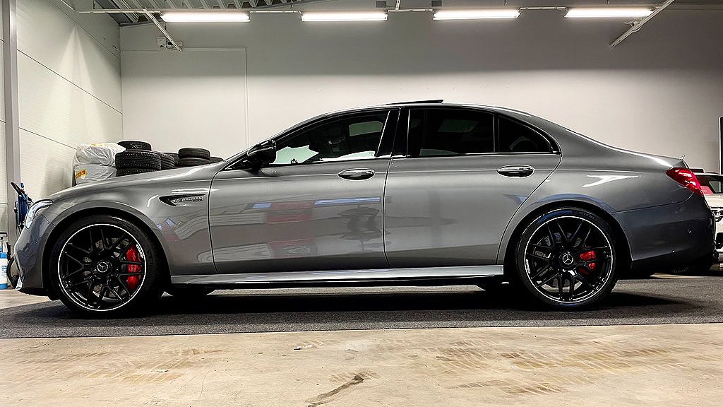 En Mercedes-Benz AMG E 63 S från 2019 finns till försäljning hos TA Car Group. 