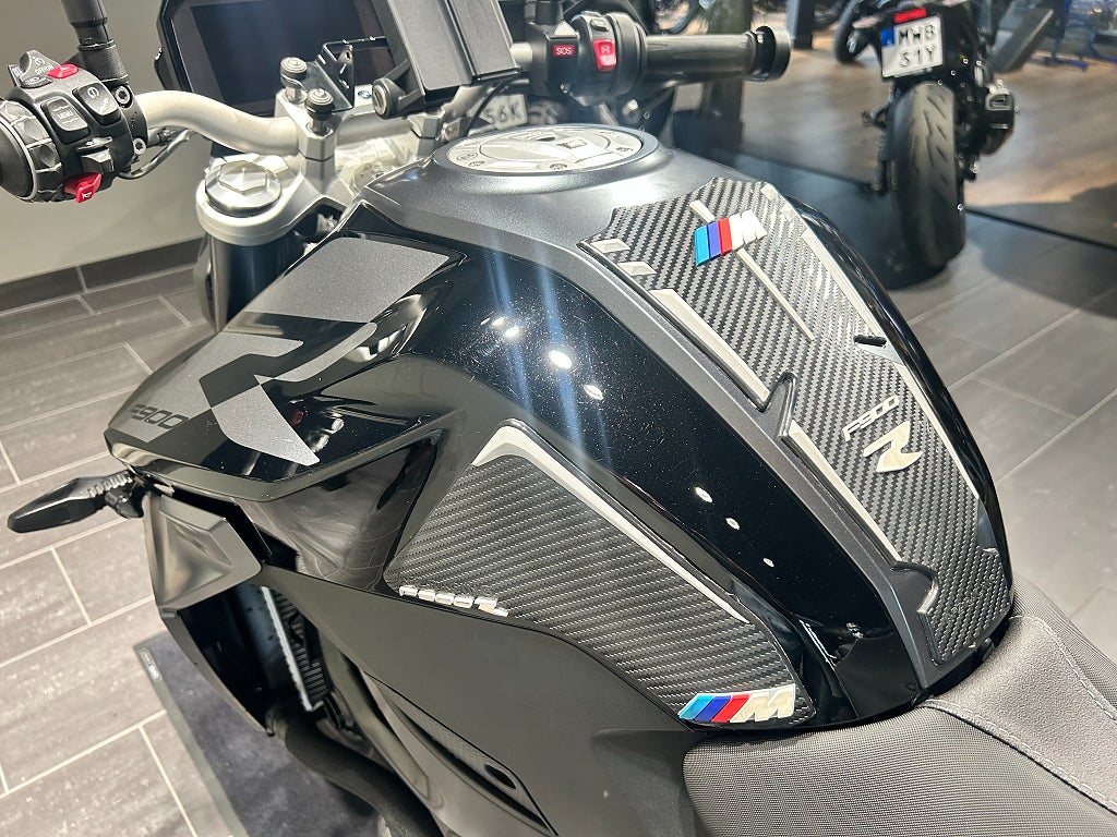 BMW F900R 3,45%/Akrapovic/Väskor/Samtliga paket