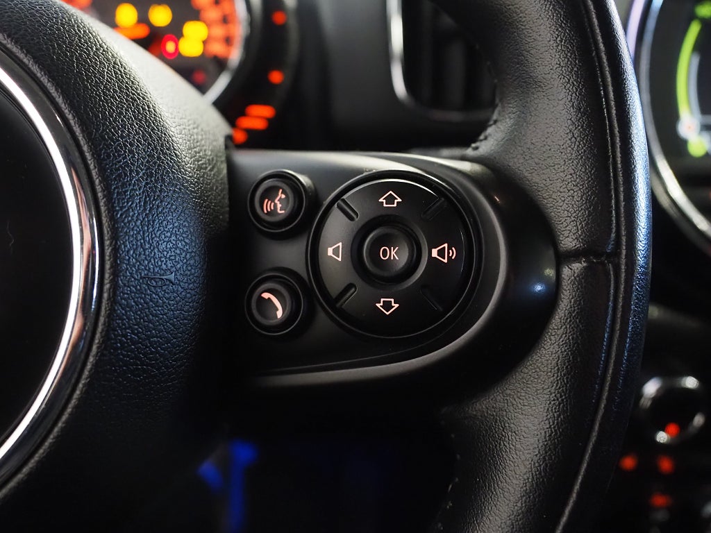 MINI Countryman Cooper ALL4 136hk Pepper Drag H/K Navi P-Sen Keyless 2017