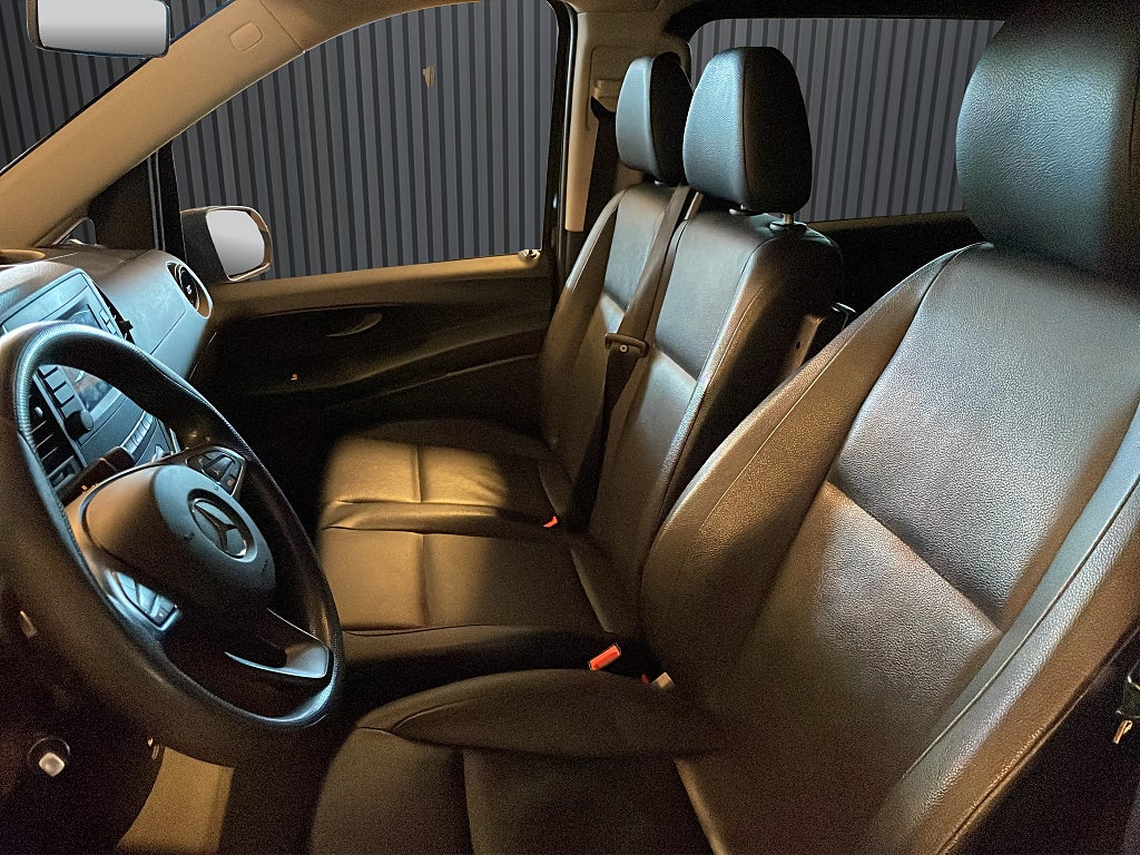 Mercedes-Benz Vito 2021 - miniatyr 9