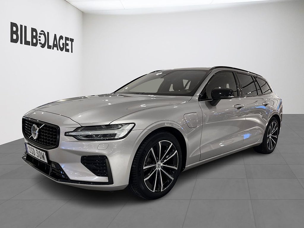 Volvo V60 T6 Plus Dark Edition(KAMERA/NAVI/DRAG)