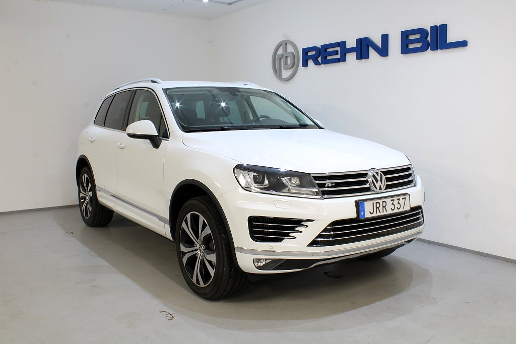 Volkswagen Touareg 3.0 V6 TDI 4Motion R-line Värmare 204hk