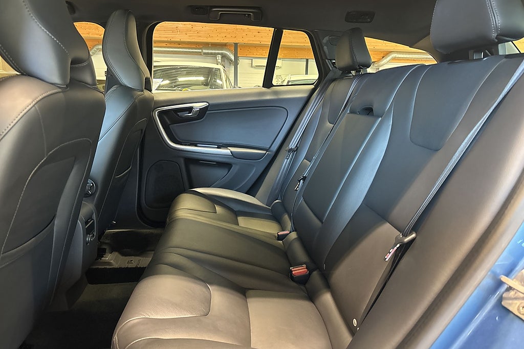 Volvo V60 D4 AWD Geartronic Summum Business Edition Pro