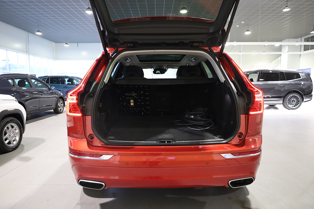 Volvo XC60 Recharge T6 AWD Inscription Orrefors Pano Drag H&K Navi 2021