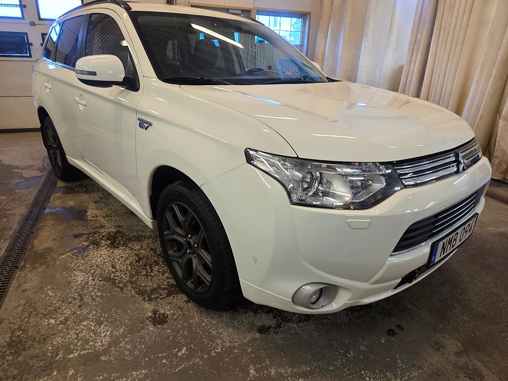 Mitsubishi Outlander PHEV CVT AWD Business Euro 5 Superfin