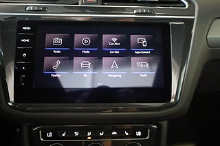 SUV Volkswagen Tiguan 25 av 33