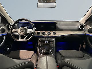 Mercedes-Benz E220 220 T d 4MATIC 9G AMG Drag Pvärm Kamera GPS S/V-hjul – bild 8