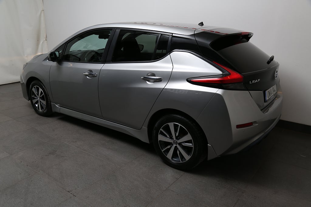 Nissan Leaf 40 kWh N-Connecta 360° I Navi I Motorvärmare 2020