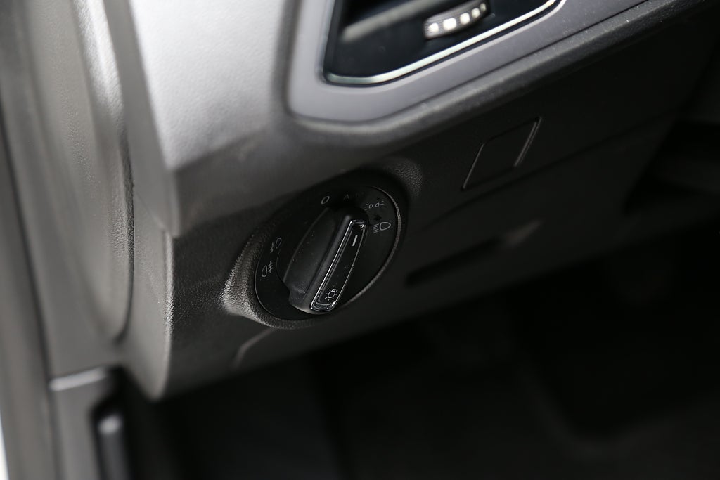 Seat Leon 1,0 TSI Style 115Hk Panorama Kamera P-sensorer 2020