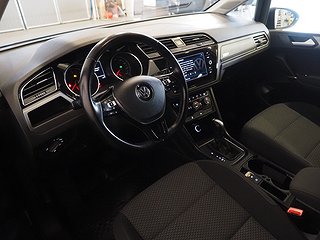 Minibuss Volkswagen Touran 14 av 21