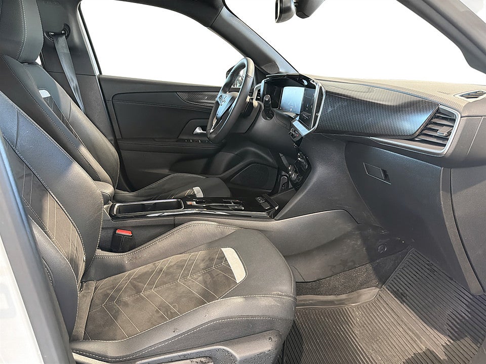 Bild på Opel Mokka Ultimate 1.2 PT 130hk Aut B-KAMERA RATTVÄRME