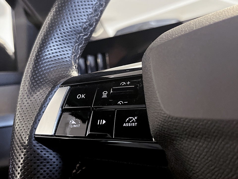 Bild på Opel Astra 5D GS-Line 1.2 PT 130hk Aut P-SENSORER CARPLAY