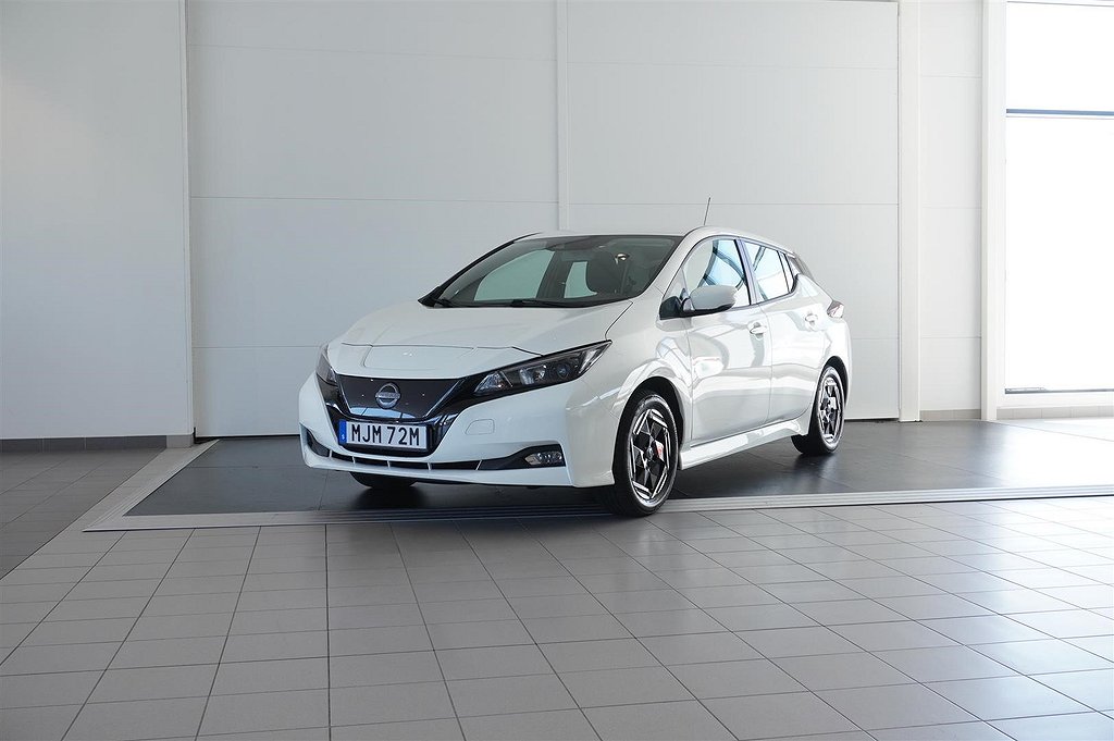 Nissan Leaf 5dr Acenta 39 kWh 150hk Releasing