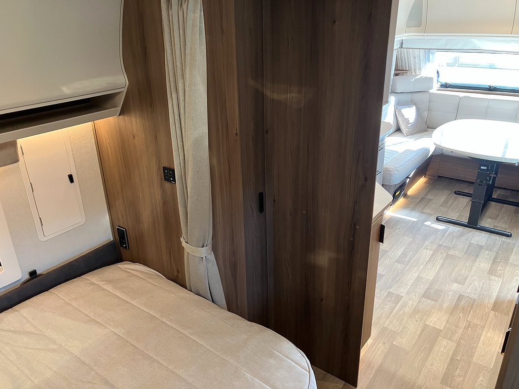 Kabe Imperial 600 XL KS / Kök i vinkel / AC / Läder / C-damm - Kabe