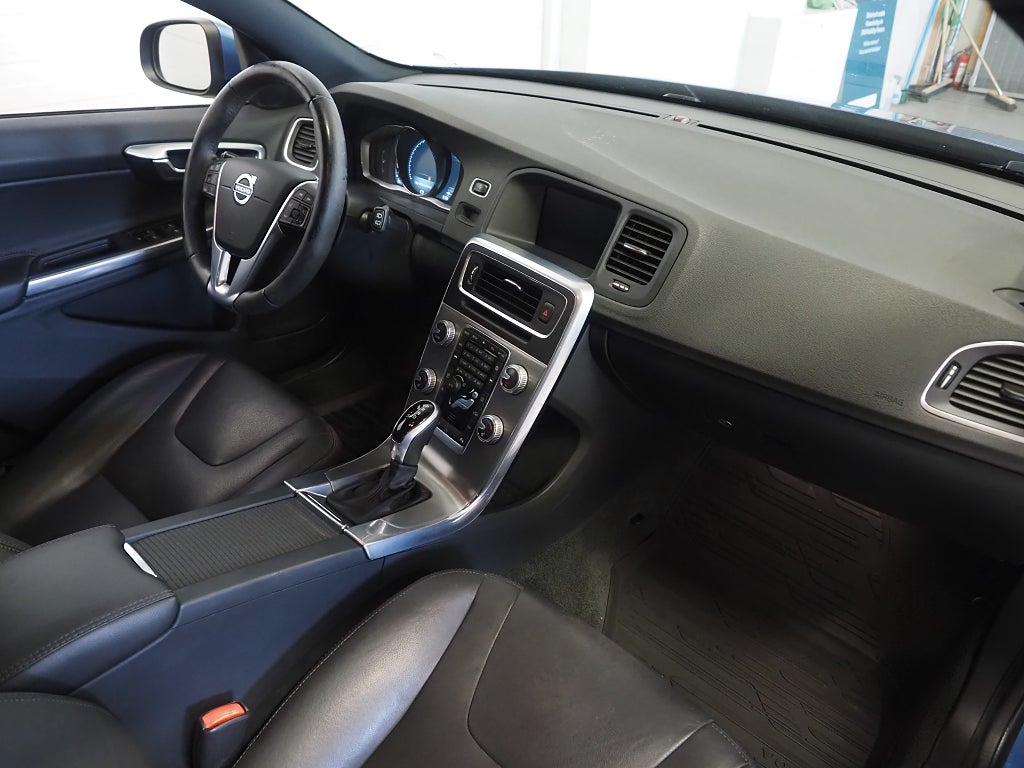 Volvo V60 D4 Geartronic Summum Business Edt Pro Taklucka Drag GPS 2016