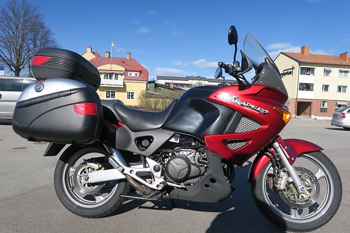 Honda XL1000 VARADERO Endast 1922 Mil Varadero 1.0