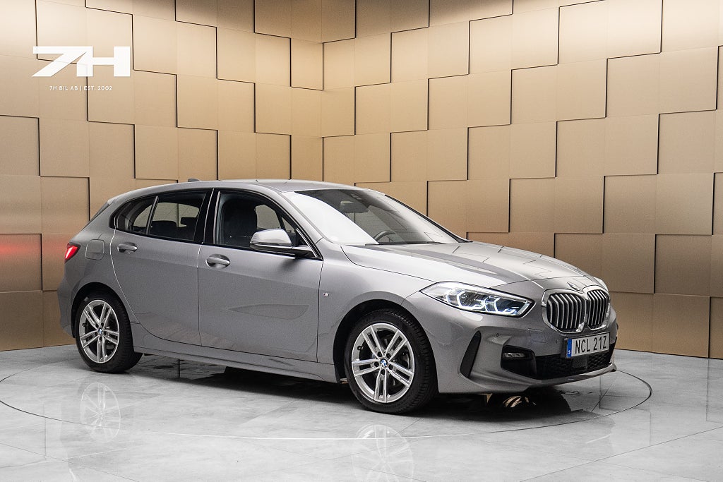 BMW 118I M Sport / Cockpit / Farthållare / PDC