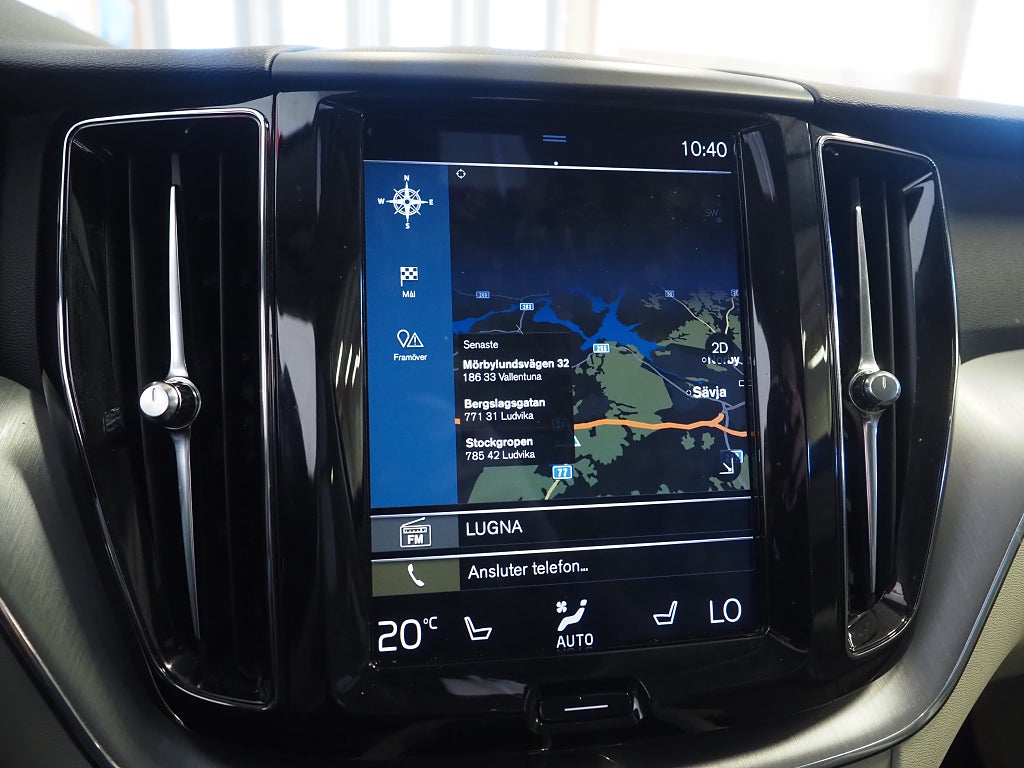 Volvo XC60 B4 AWD Geartronic Momentum 360° Pano Drag Navi Värm 2020