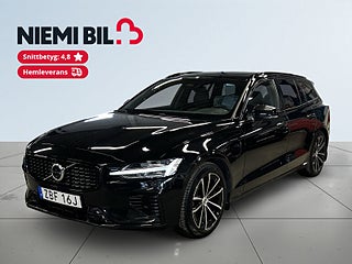 Volvo V60 Recharge T8 AWD Plus Dark R-Design MOMS/1Ägare/Drag/S&V – bild 1