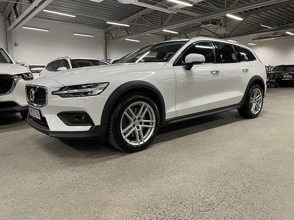 Volvo V60 Cross Country D4 AWD Geartronic Momentum Euro 6