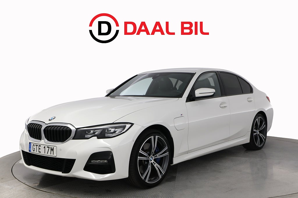 BMW 330e XDRIVE SEDAN 292HK M-SPORT COCKPIT KUPÉVÄRMARE P-SENS 