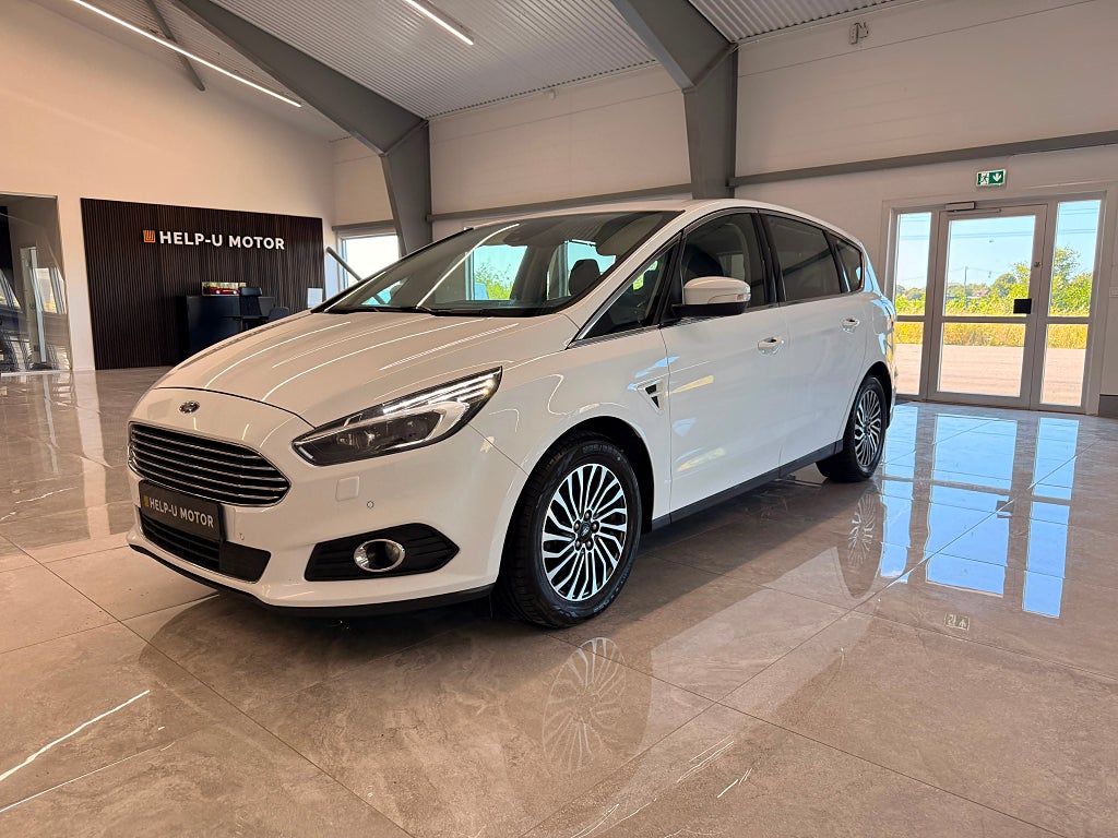Ford S-Max 2.0 EcoBlue Titanium 7 sits Drag Kamera Nybes 150hk