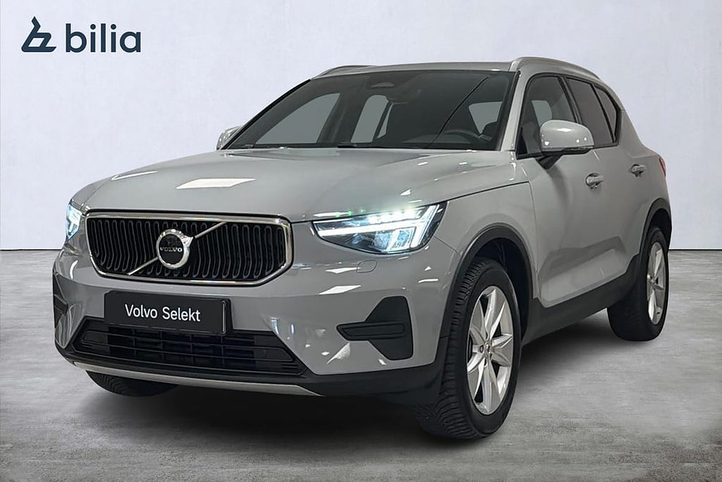 Volvo XC40 B4 FWD Bensin Core SE II Tonade Rutor | Värmare