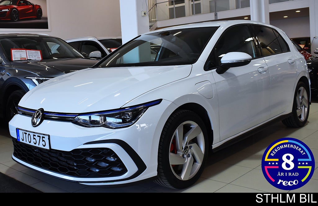 Volkswagen Golf GTE Plug-in Navi Matrix Cockpit 4.95% Ränta Moms