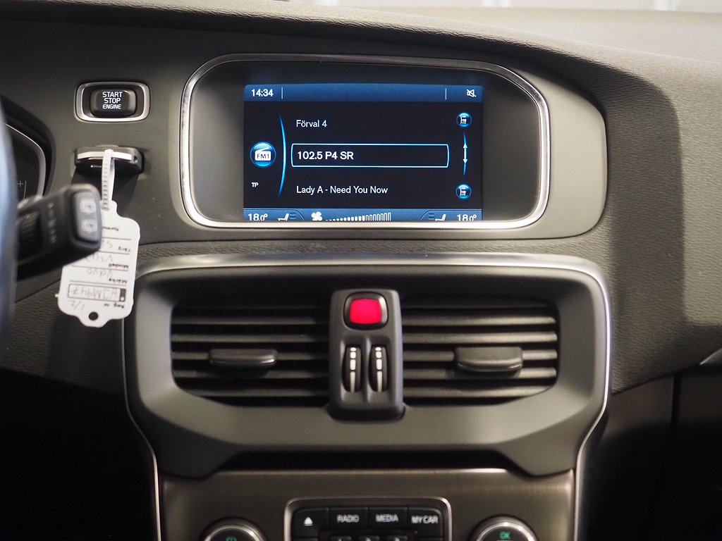 Volvo V40 D2 Momentum Dragkrok Kamrem bytt 2014