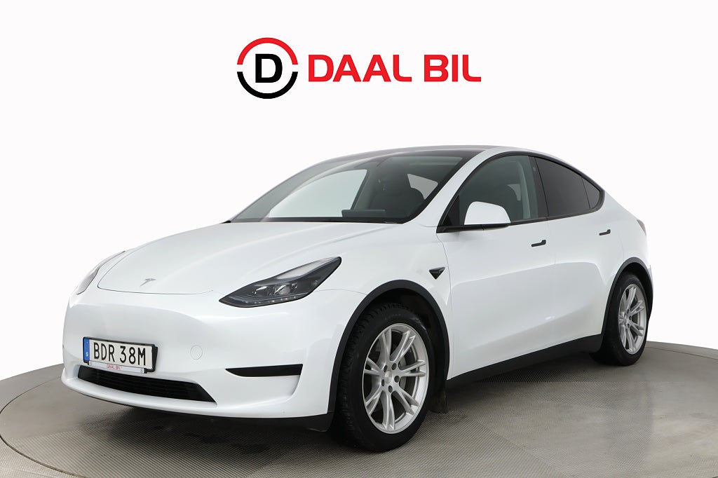 Tesla Model Y STANDARD RANGE 299HK P-VÄRM DRAG PANO AUTOPILOT
