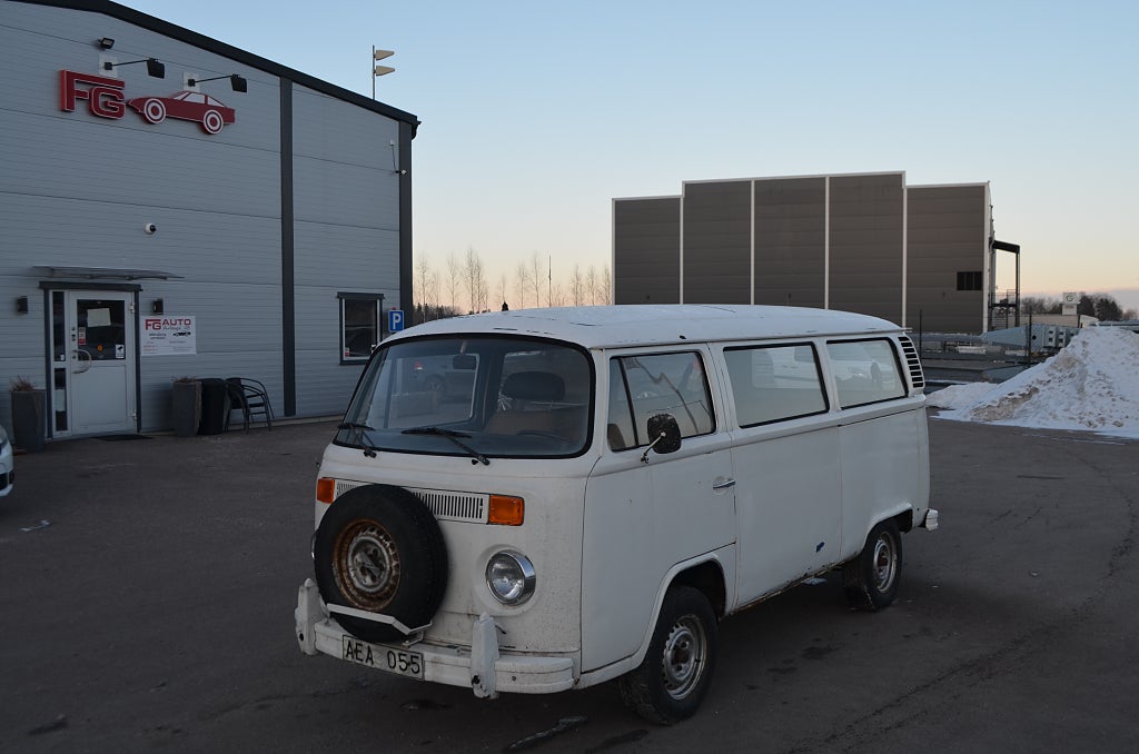 Volkswagen Transporter T2b Kombi 1600 Minibuss 1.6 H4 Drag Svensksåld
