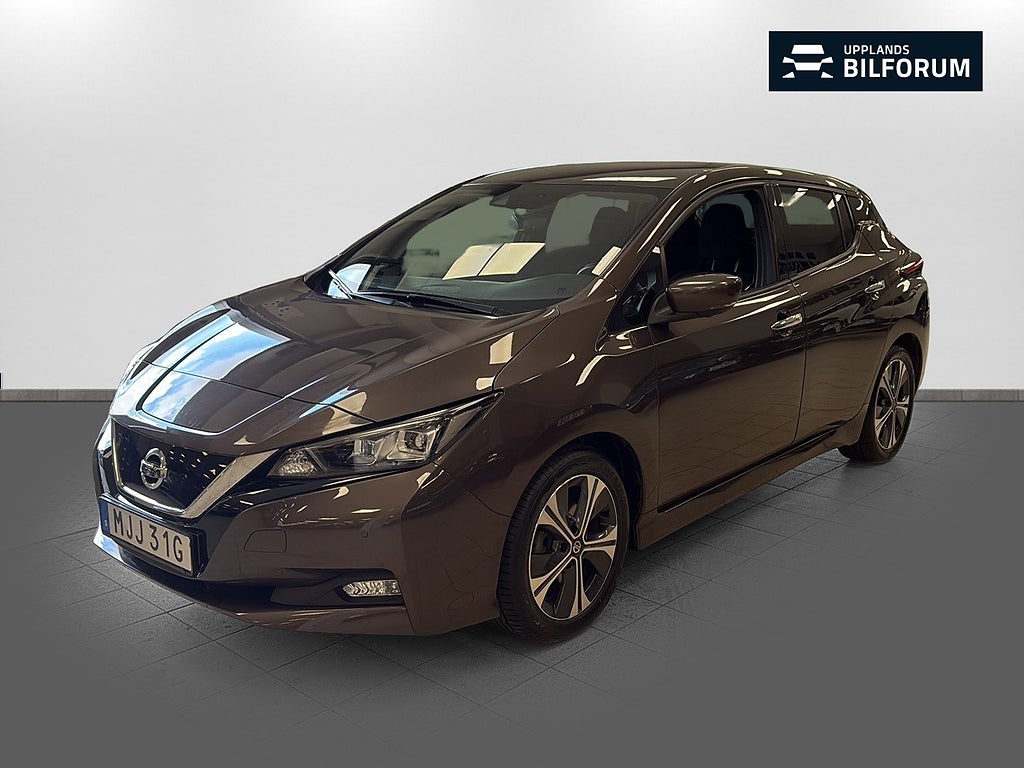 Nissan Leaf N-CONNECTA 40 KWH 360 KAMERA