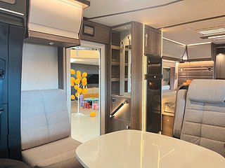 Husbil-halvintegrerad Kabe ROYAL X 780 LT 14 av 33