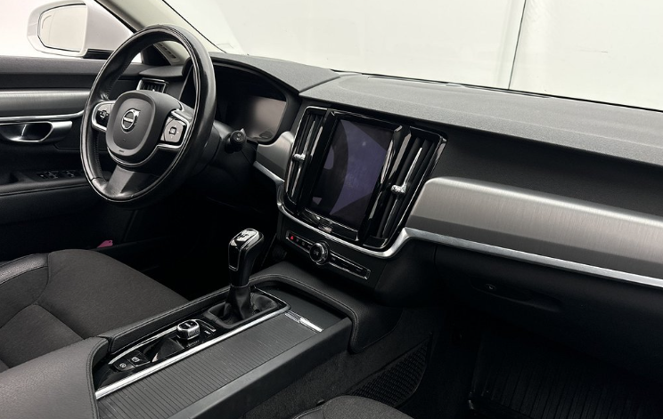 Volvo V90 D3 150hk Momentum VOC Värmare 2017, bild 4/64