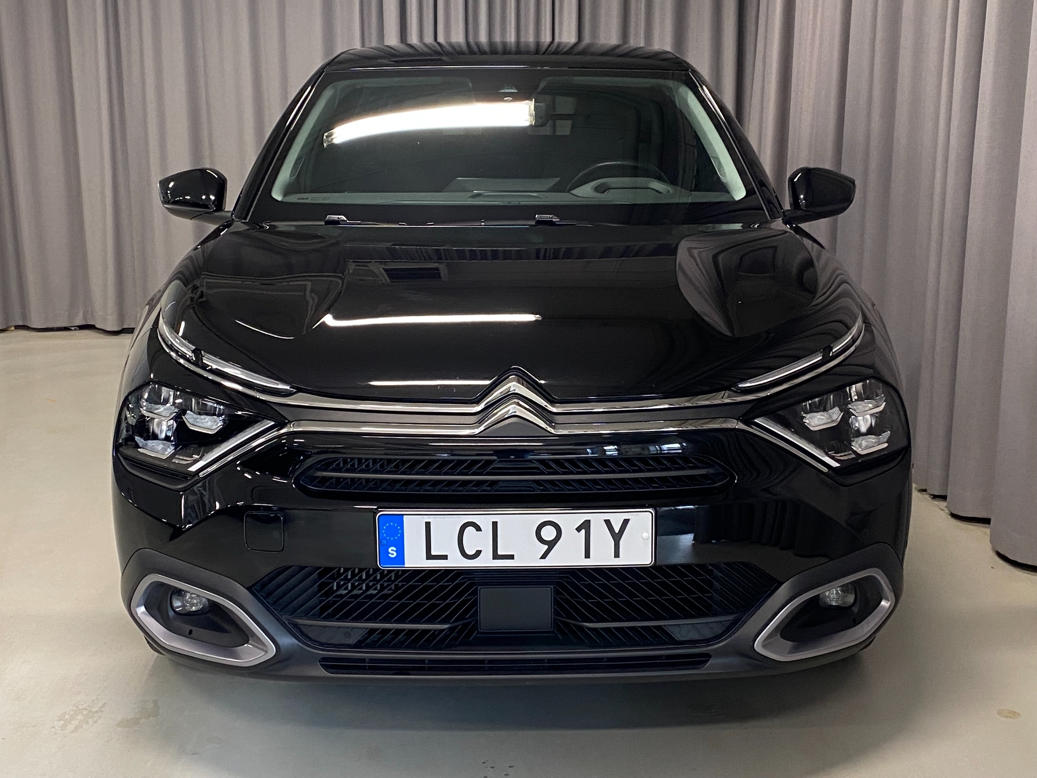 Citroen C4 Shine 130hk Automat 2023, kuva 4/10