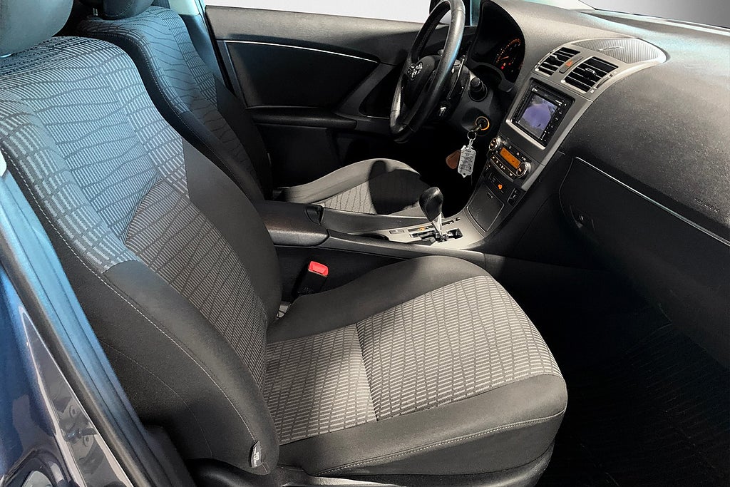 Toyota Avensis 2.0 Multidrive S Business | Drag | Kamera | Navi 2010