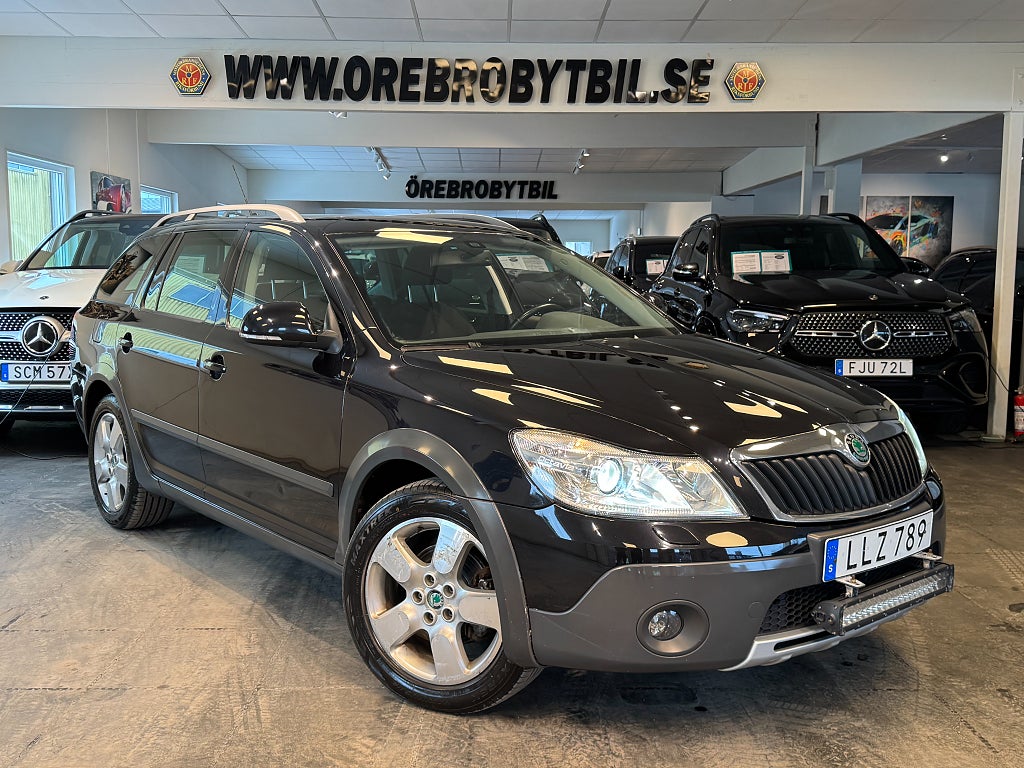 Skoda Octavia Scout 2.0 TDI Aut 4M Scout Drag Gps Värmare Ny servad 