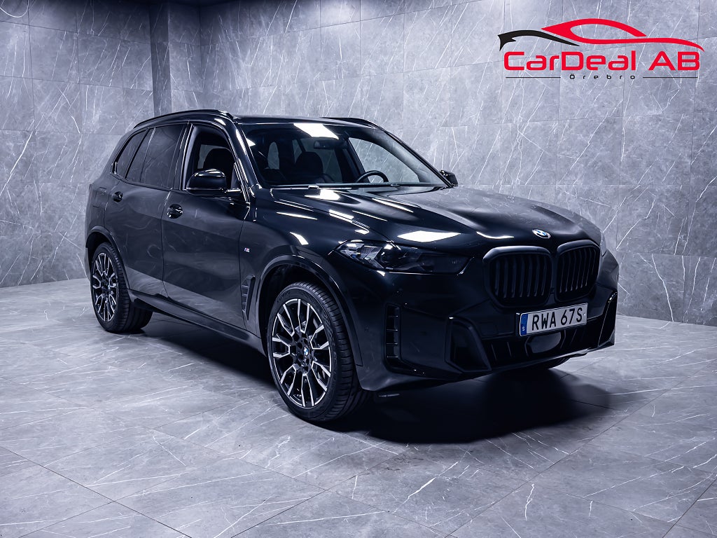 BMW X5 xDrive30d LCI M-Sportpaket PRO H/K MOMS *VÄLUTRUSTAD*