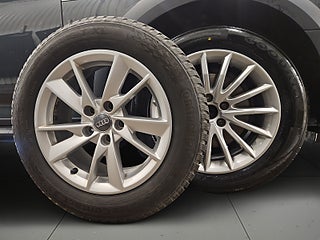 Audi A4 allroad quattro 2.0 TDI S&V-hjul/FjärrVärm/Drag/Farth