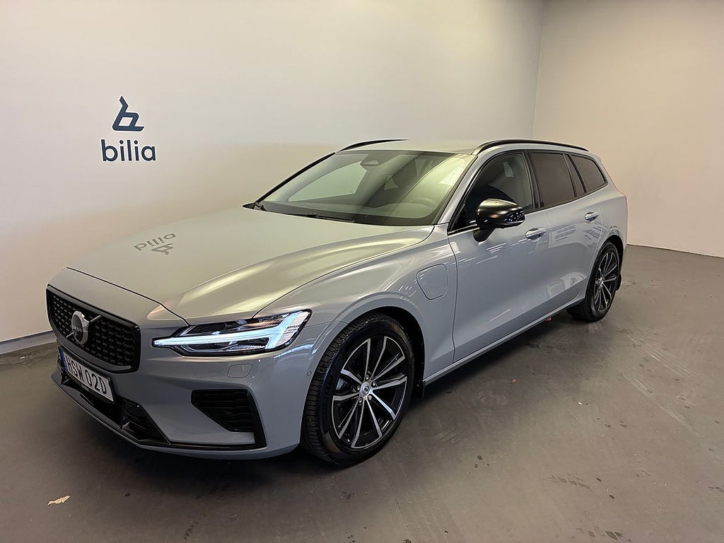 Volvo V60 T6 Plus Dark Nordic Edition / Dragkrok / Keyles...