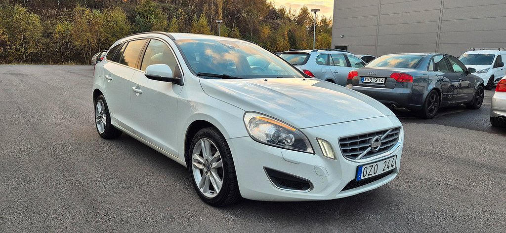 Volvo V60 D4 AWD Geartronic Momentum Nyservad/kamrem