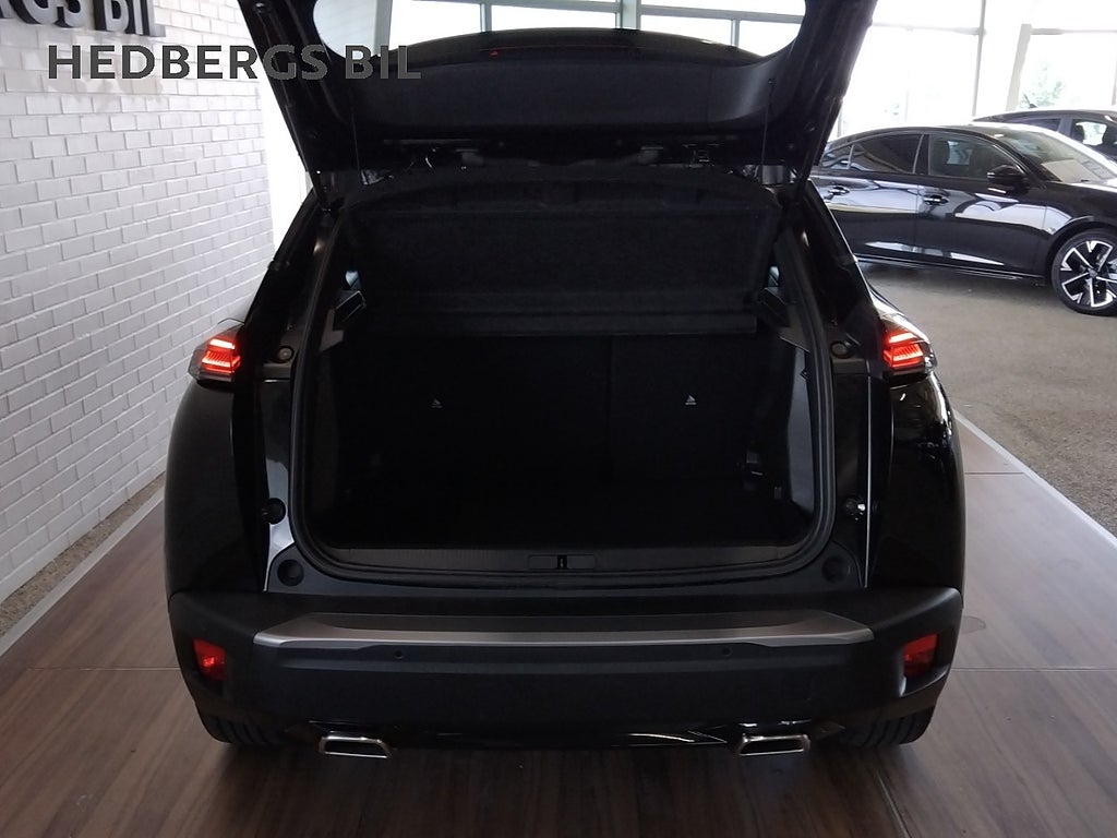 Peugeot 2008 Hybrid 145 1.2 PureTech Allure Automat thumbnail