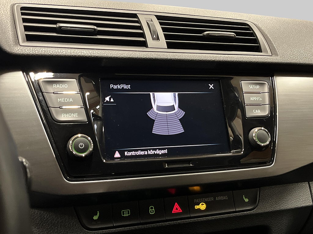 Skoda Fabia Kombi 1.0 TSI Style 95hk manuell "Drag" – bild 17