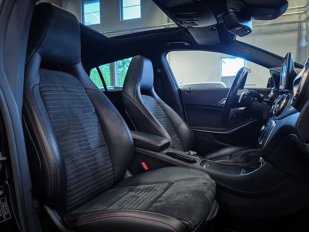 Mercedes-Benz CLA 180 Shooting Brake / AMG / Panorama / Backkamera / Drag
