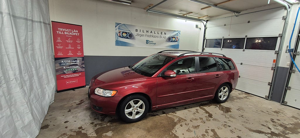 Volvo V50 D2 116 HK MOMENTUM