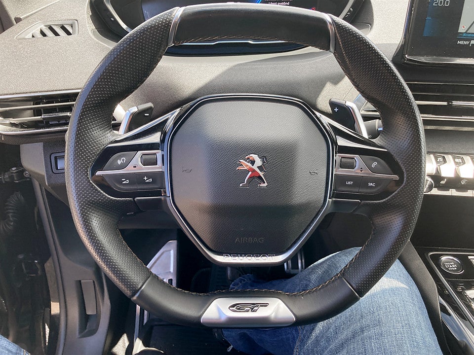 Bild på Peugeot 5008 GT Blackpack 1.2 PT 130hk Aut 7-SITS B-KAMERA CARPLAY