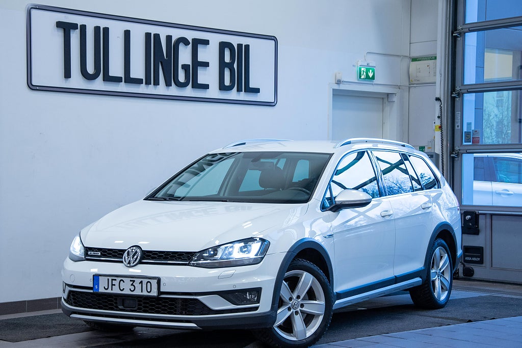 Volkswagen Golf Alltrack 2.0 TDI 4M DSG Alltrack Värmare Drag Backkamera 1 Ägare